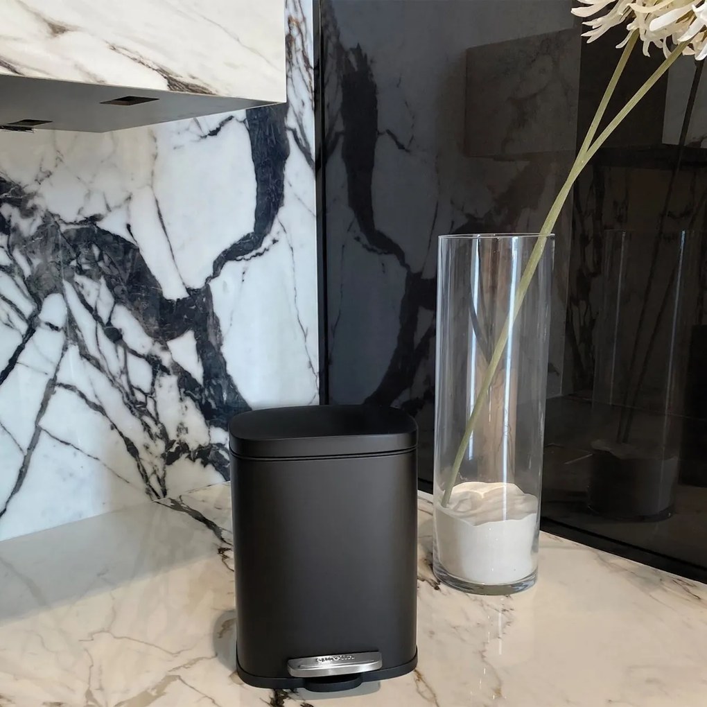 Coș de gunoi cu pedală soft-close Spirella Akira 12 l, negru mat, 12 l