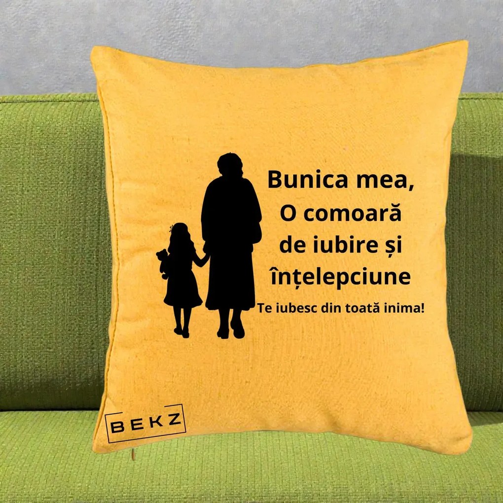 Cadou pentru Bunica - Perna Personalizata Bunica Mea Comoara Iubire Intelepciune Silueta, 40x40 cm, Galben, Husa Detasabila, Perna Inclusa, BEKZ®