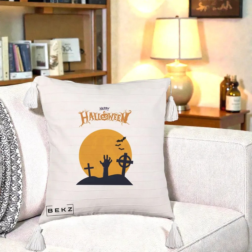 Perna Decorativa Happy Halloween Cimitir cu Luna, 40x40 cm, Bej cu Franjuri, Husa Detasabila, Perna Inclusa, BEKZ®