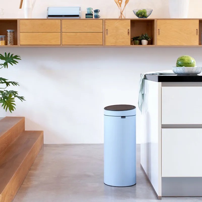 Brabantia Touch Bin New 1005545, 30 l, închidere silențioasă și lină, albastru