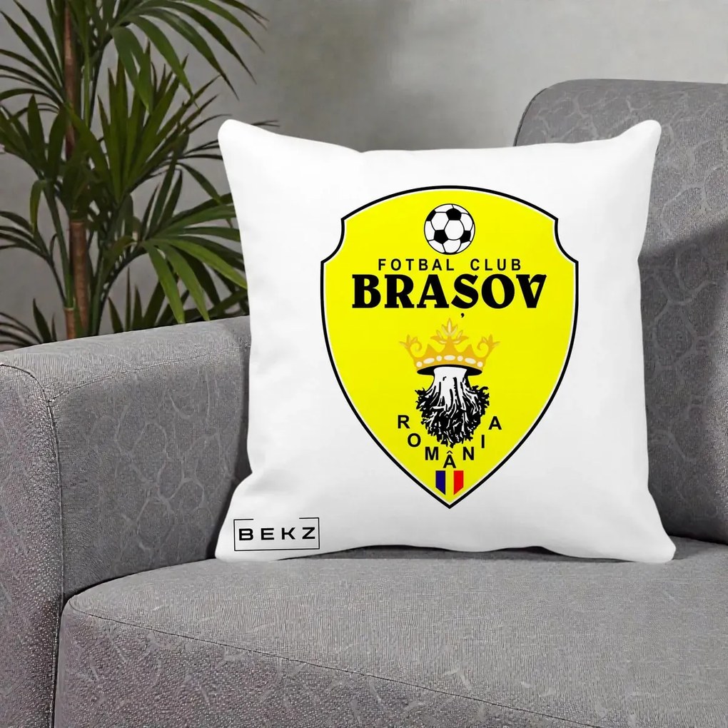 Perna Personalizata FC Brasov Fotbal Romania, 40x40 cm, Alba Mata, Husa Detasabila, Perna Inclusa, BEKZ®