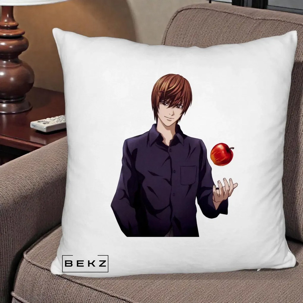 Perna Personalizata Death Note Light Yagami cu Mar, 40x40 cm, Alb Pufos, Husa Detasabila, Perna Inclusa, BEKZ®