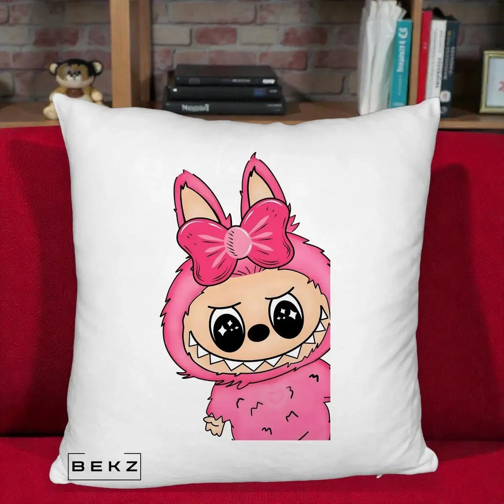 Perna Personalizata Labubu Roz cu Funda, 40x40 cm, Alb Pufos, Husa Detasabila, Perna Inclusa, BEKZ®