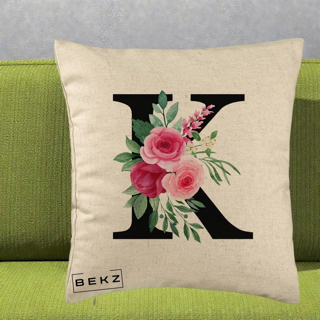 Cadou Personalizat - Perna Personalizata Monograma Florala Litera K, 40x40 cm, Bej, Husa Detasabila, Perna Inclusa, BEKZ®