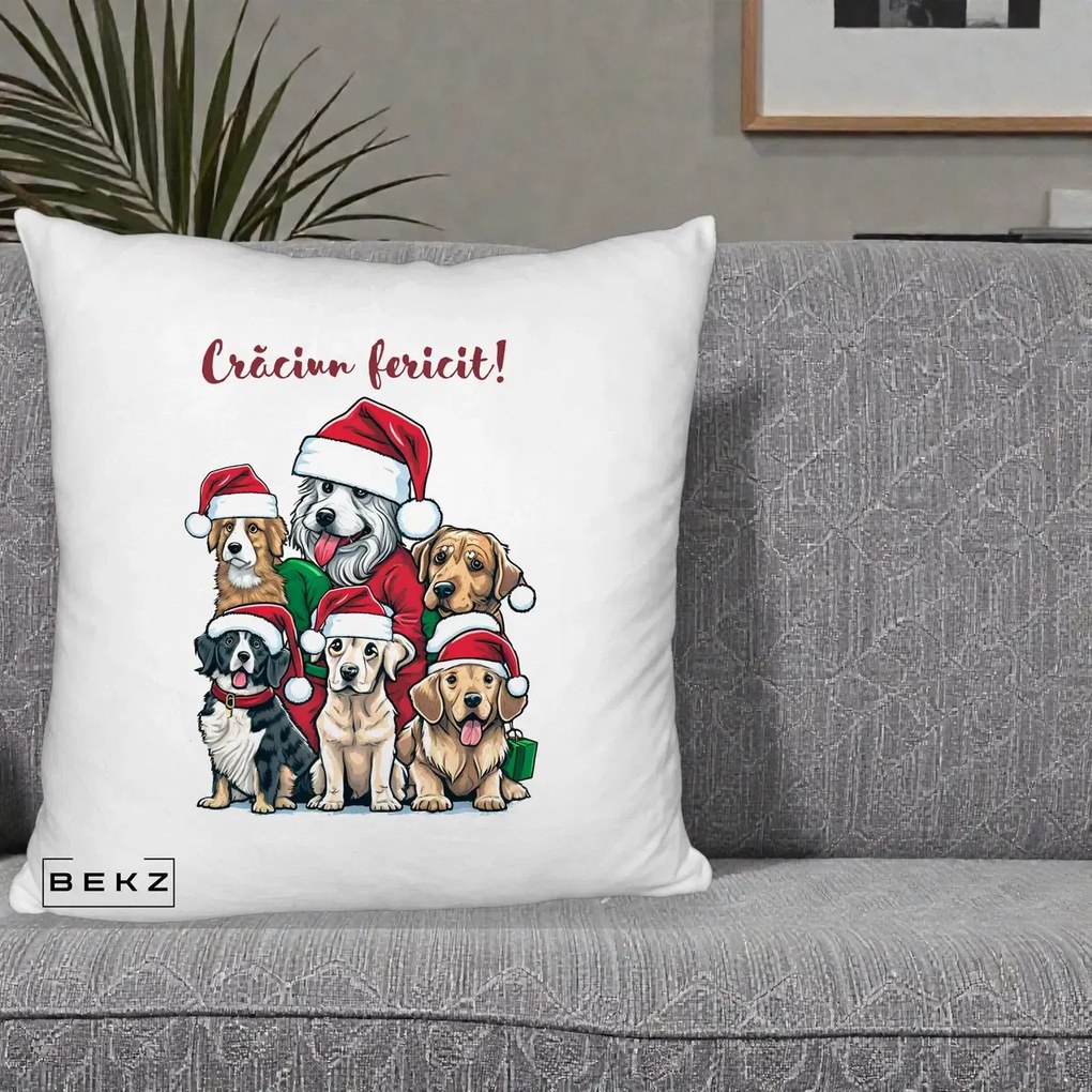 Perna Decorativa Caini cu Bonete Craciun Fericit, 40x40 cm, Alb Pufos, Husa Detasabila, Perna Inclusa, BEKZ®