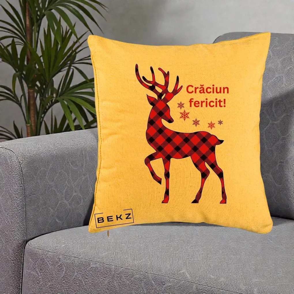 Perna Decorativa Ren Tartan Craciun Fericit, 40x40 cm, Galben, Husa Detasabila, Perna Inclusa, BEKZ®