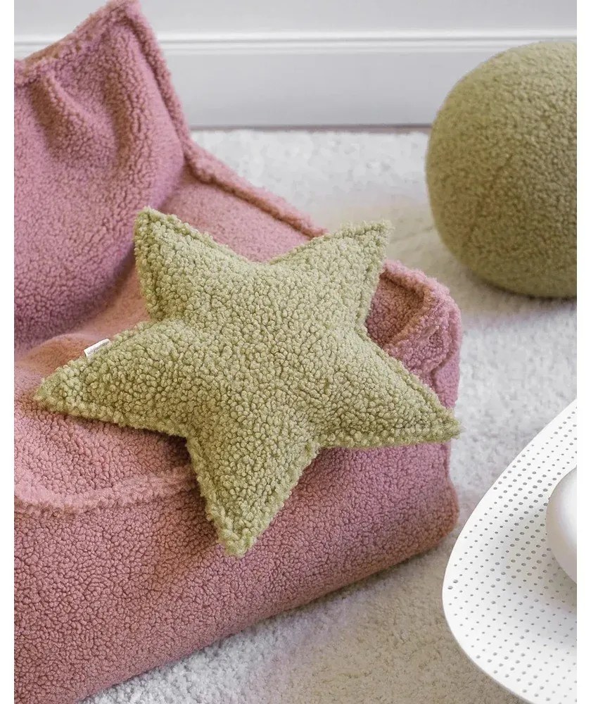 Pernă decorativă pentru copii verde cu tapițerie din țesătură bouclé Star – Wigiwama