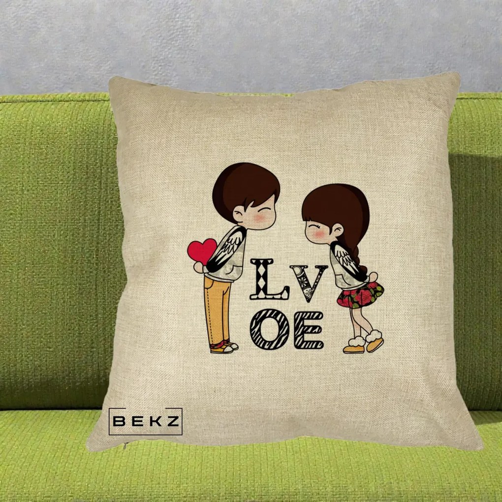 Cadou Romantic - Perna Personalizata Cuplu Kawaii LOVE, 40x40 cm, Crem, Husa Detasabila, Perna Inclusa, BEKZ®