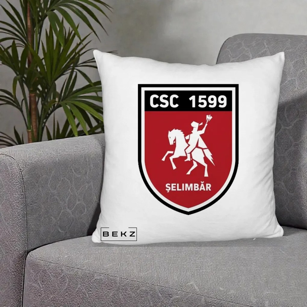 Perna Personalizata CSC 1599 Selimbar Fotbal, 40x40 cm, Alb Pufos, Husa Detasabila, Perna Inclusa, BEKZ®