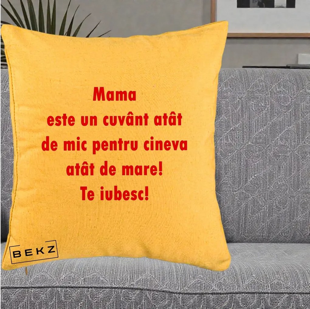 Cadou pentru Mama - Perna Personalizata Mama Cuvant Mic, 40x40 cm, Galben, Husa Detasabila, Perna Inclusa, BEKZ®