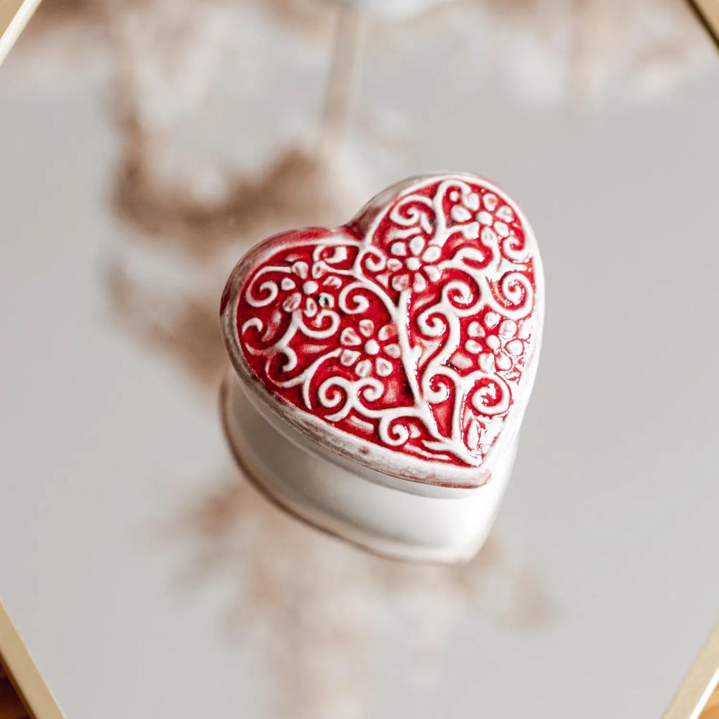 Cutie bijuterii din ceramica, inima rosie, detalii florale