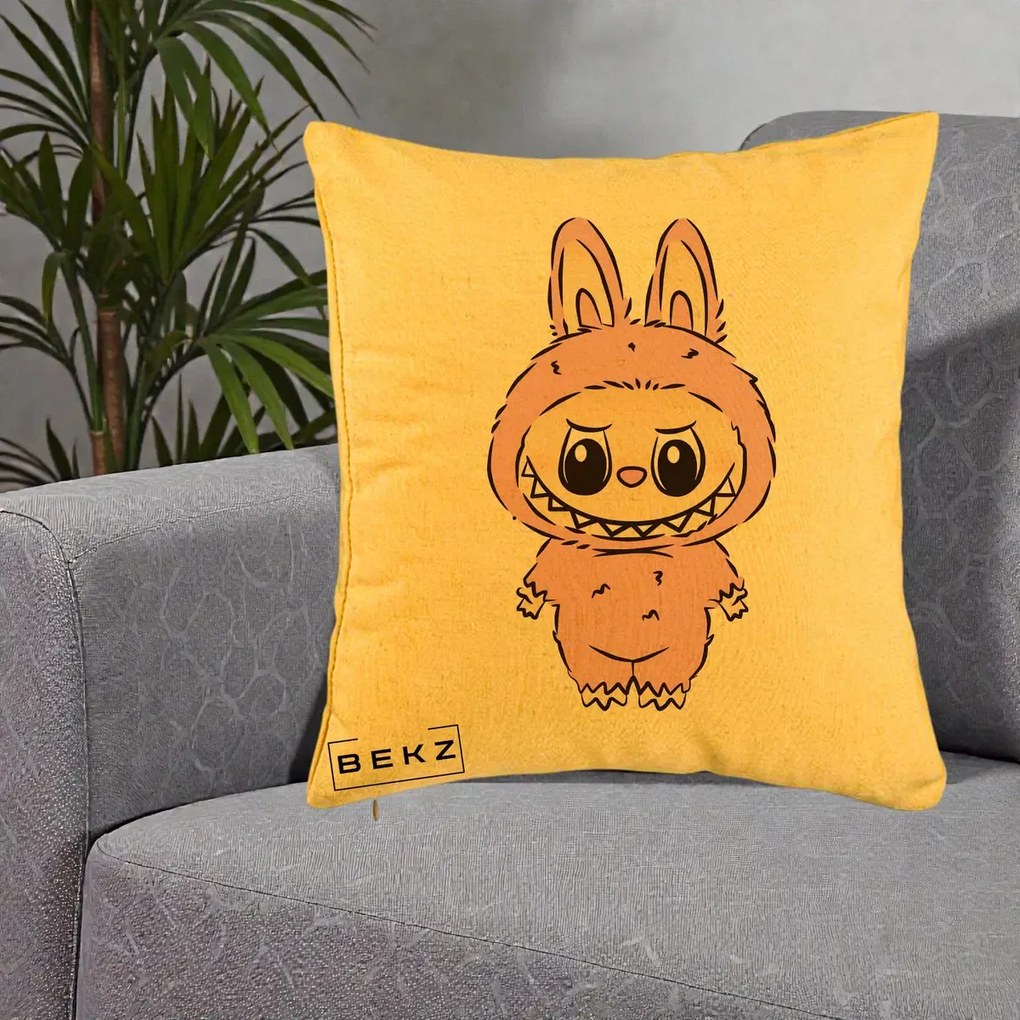 Perna Personalizata Labubu Mov Pastel, 40x40 cm, Galben, Husa Detasabila, Perna Inclusa, BEKZ®