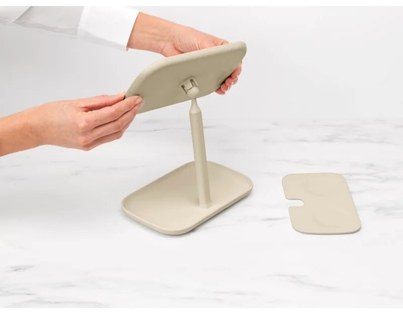 Oglinda cu suport pentru accesorii Brabantia ReNew 1006271, 28.3x20x12.6 cm, Baza antiderapanta, Reglabila la 360°, Bej