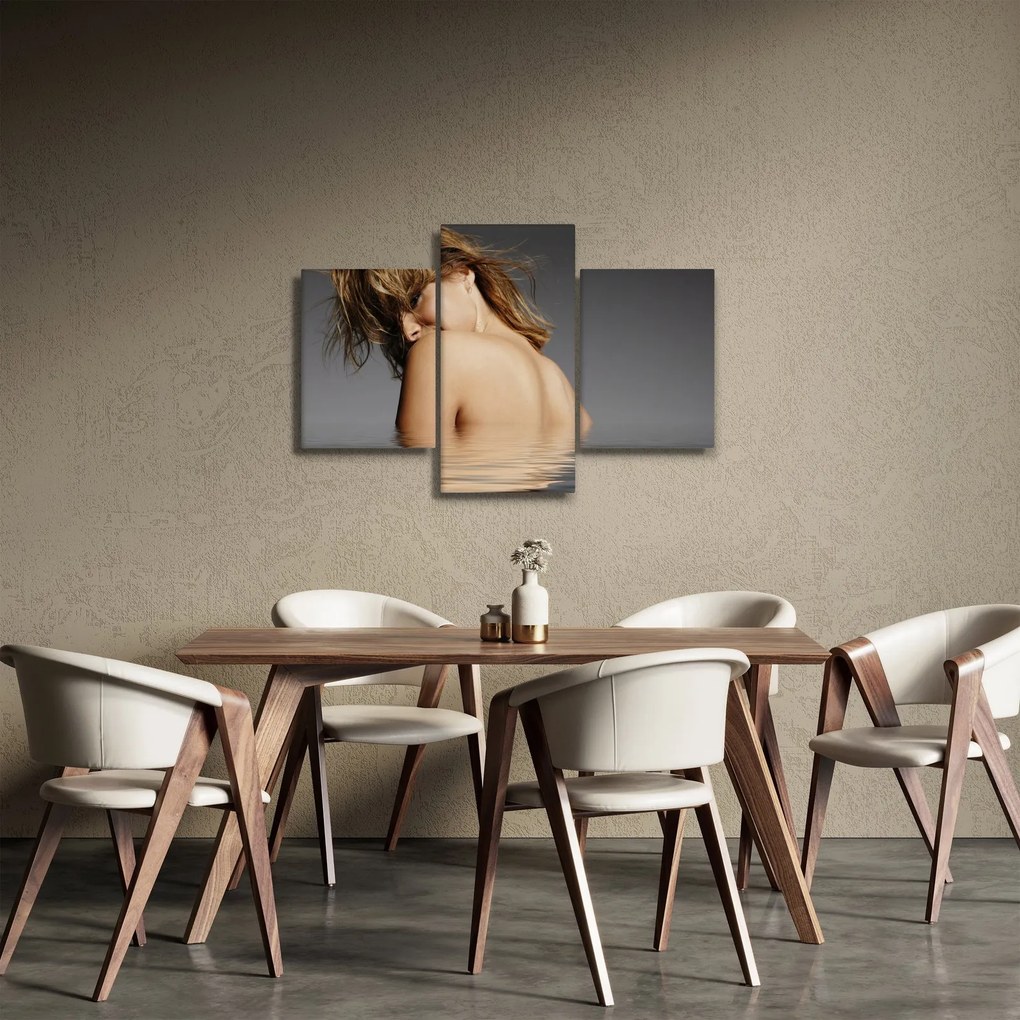 Tablou - Imaginea unei femei care face baie (90x60 cm)