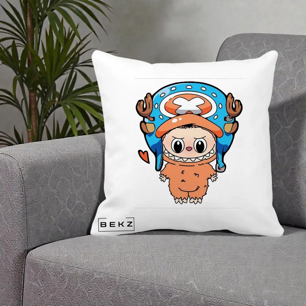 Perna Personalizata Labubu x Tony Tony Chopper, 40x40 cm, Alba Mata, Husa Detasabila, Perna Inclusa, BEKZ®