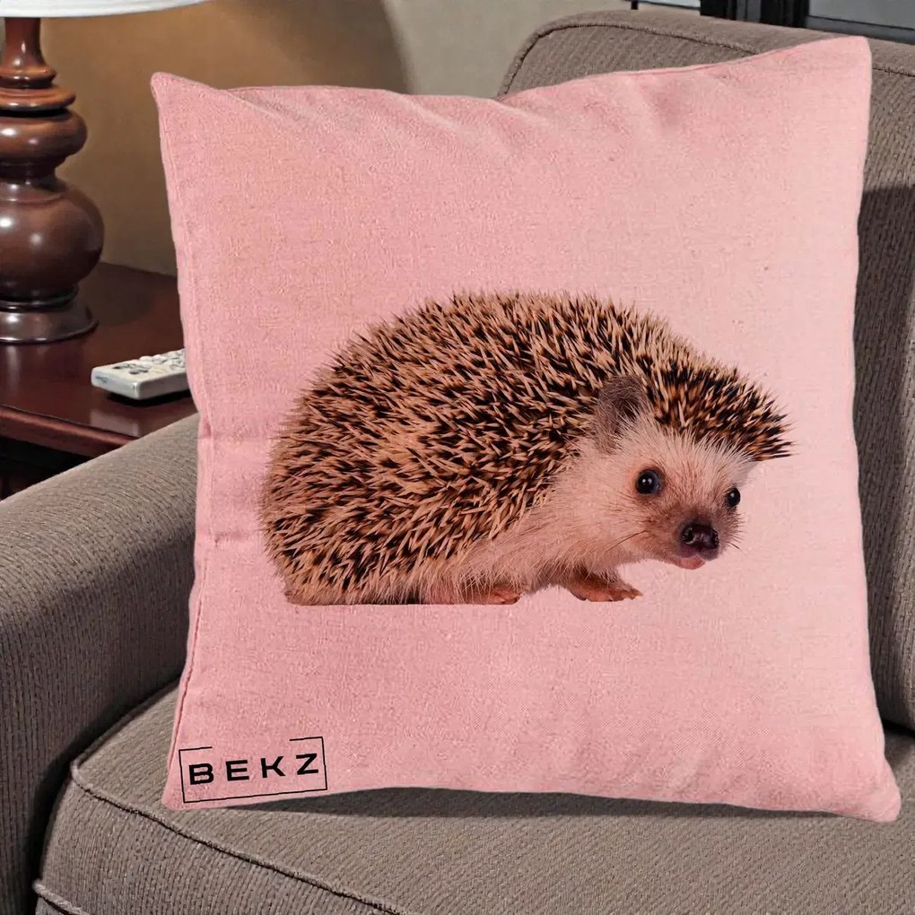 Perna Decorativa Arici Fotorealist, 40x40 cm, Roz, Husa Detasabila, Perna Inclusa, BEKZ®
