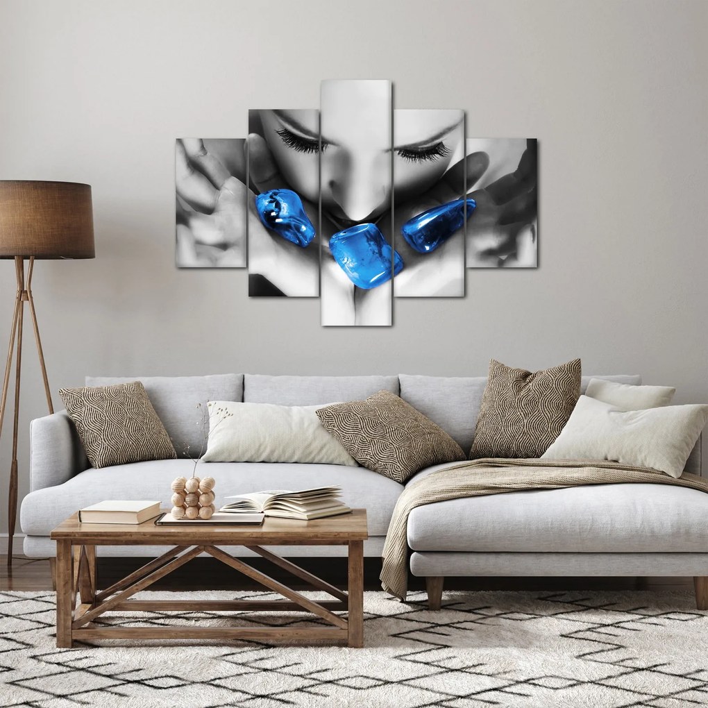 Tablou cu portretul femeii cu pietre (150x105 cm)