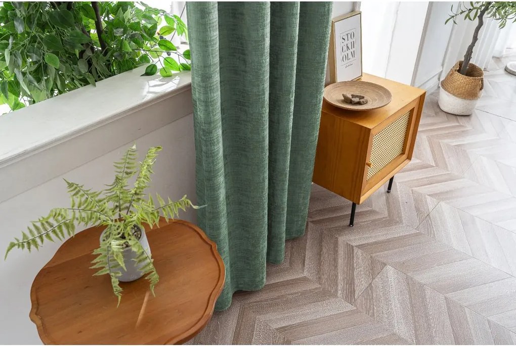 Draperie opaca LOOM VELVET 140x250 cm, verde Agatat: Inele metalice