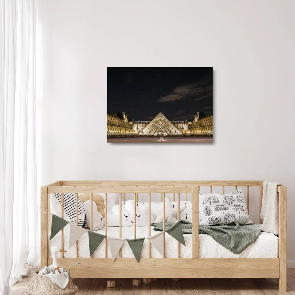 Tablou pe sticlă - Louvre nocturn (70x50 cm)