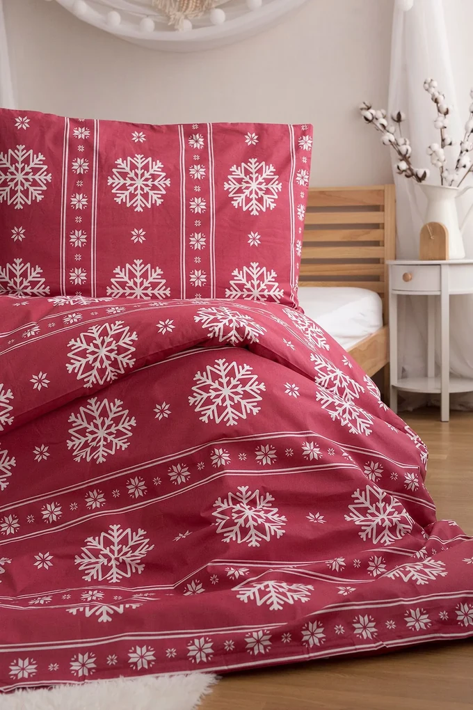 Lenjerie de pat din bumbac FROST DREAM, rosu Dimensiune lenjerie de pat: 70 x 90 cm | 140 x 200 cm