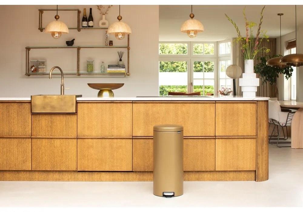 Coș de gunoi alămiu cu pedală din oțel 30 l NewIcon – Brabantia