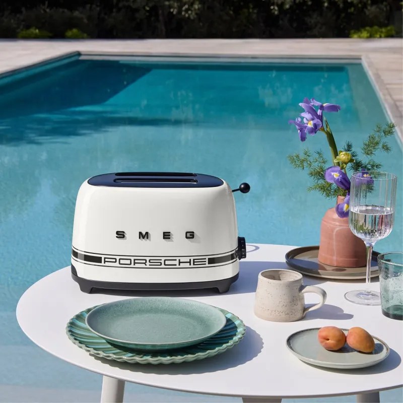 Prajitor de paine SMEG 50's Style Porsche TSF01PCWEU, 950 W, 2 felii, 6 trepte, Tava pentru firimituri, Cablu integrat, Otel inoxidabil, Alb
