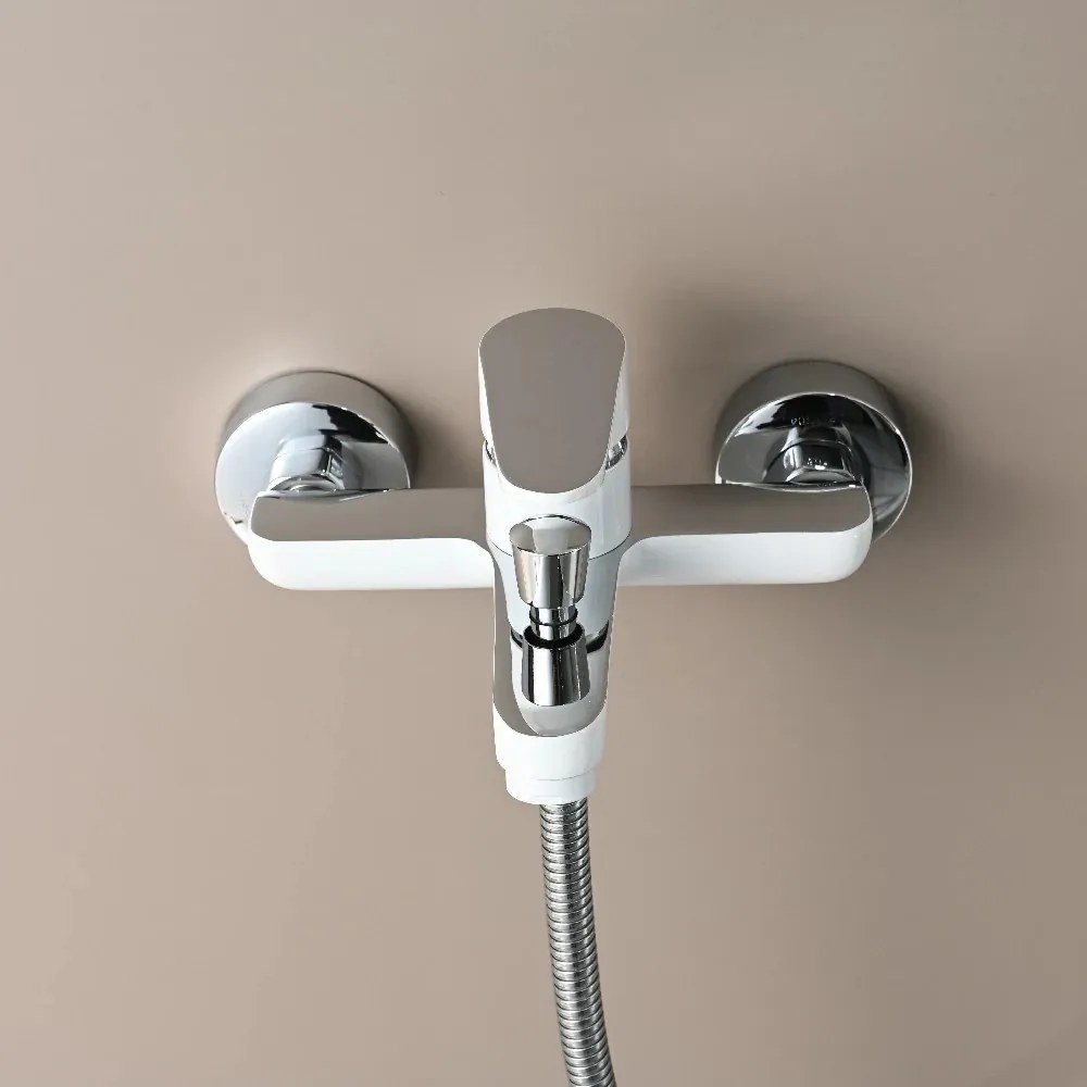 Robinet de umplere a băii Colly