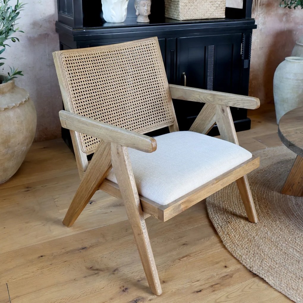 Fotoliu lounge din lemn de stejar cu spătar din rattan și șezut tapițat „Veranda”