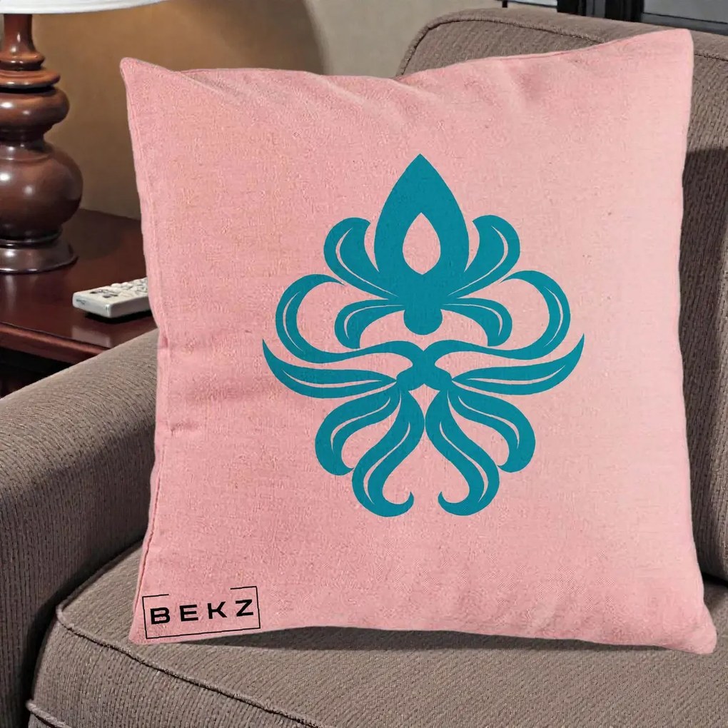 Perna Decorativa Ornament Turcoaz Fleur de Lis, 40x40 cm, Roz, Husa Detasabila, Perna Inclusa, BEKZ®