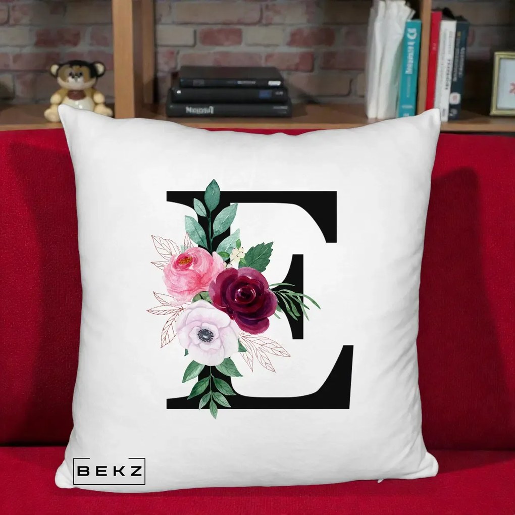 Cadou Personalizat - Perna Personalizata Monograma Florala Litera E, 40x40 cm, Alb Pufos, Husa Detasabila, Perna Inclusa, BEKZ®