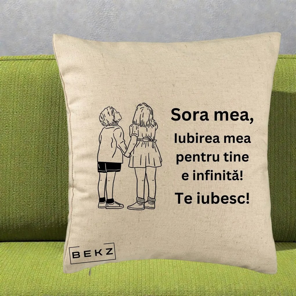 Cadou pentru Sora - Perna Personalizata Sora Mea Te Iubesc Copii Tinand Maini Line Art, 40x40 cm, Bej, Husa Detasabila, Perna Inclusa, BEKZ®