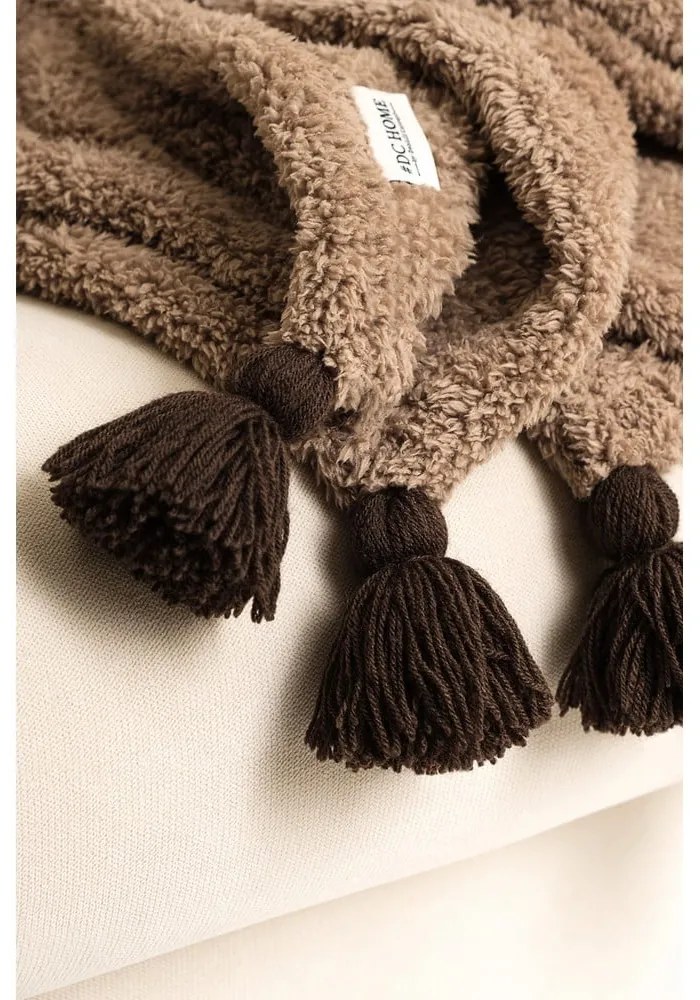 Cuvertură maro din micropluș pentru pat dublu 200x220 cm Pufffy – Mijolnir