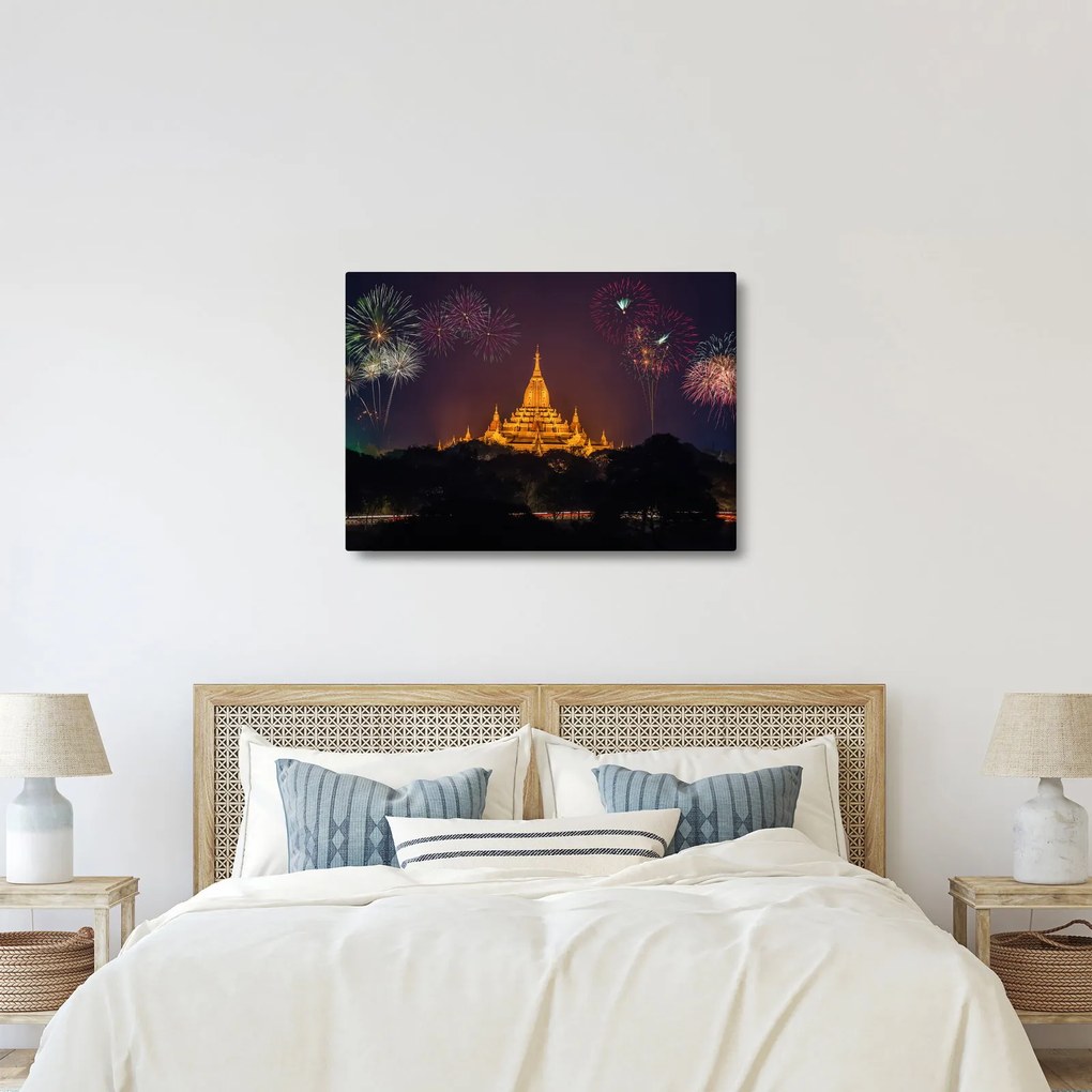 Tablou cu artificii în Asia (70x50 cm)