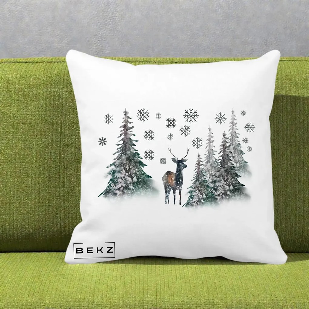 Perna Decorativa Ren in Padure Inzapezita, 40x40 cm, Alba Mata, Husa Detasabila, Perna Inclusa, BEKZ®