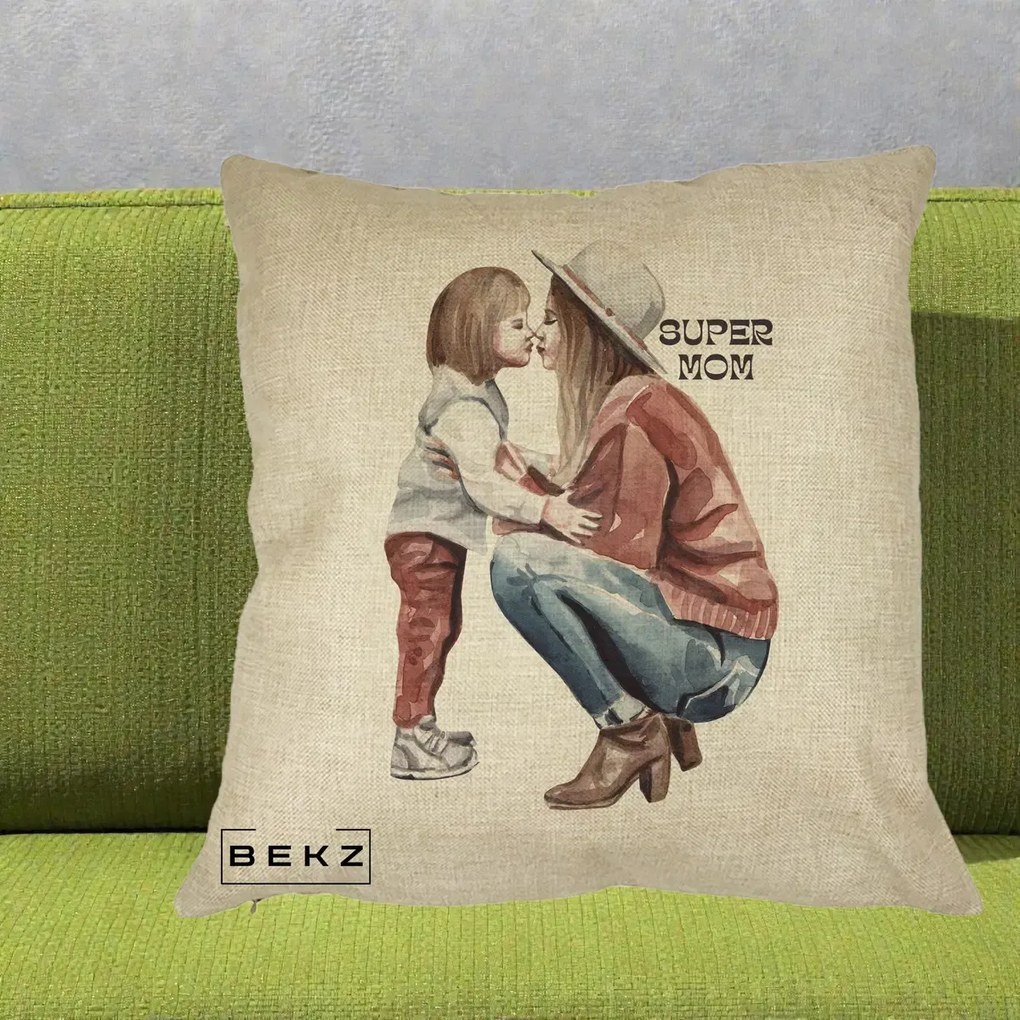 Cadou pentru Mama - Perna Personalizata Super Mom Acuarela, 40x40 cm, Crem, Husa Detasabila, Perna Inclusa, BEKZ®