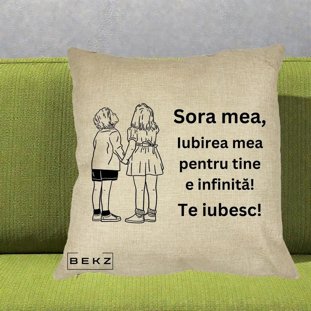 Cadou pentru Sora - Perna Personalizata Sora Mea Te Iubesc Copii Tinand Maini Line Art, 40x40 cm, Crem, Husa Detasabila, Perna Inclusa, BEKZ®