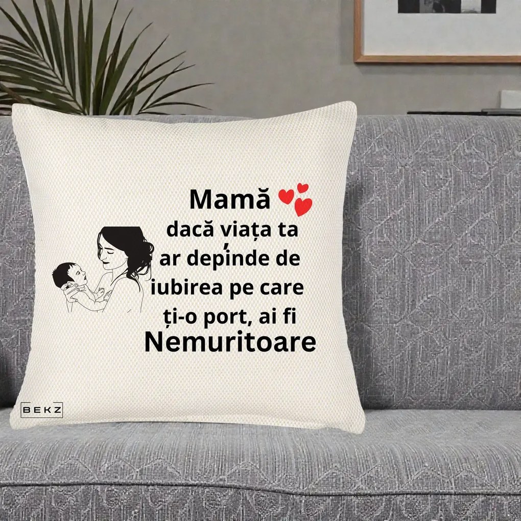 Cadou pentru Mama - Perna Personalizata Mama Nemuritoare Imbratisare Copil, 40x40 cm, Crem Reliefat, Husa Detasabila, Perna Inclusa, BEKZ®