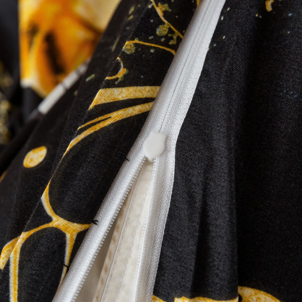 Fata de perna din microfibra GOLD BUTTERFLY 50x70 cm, negru