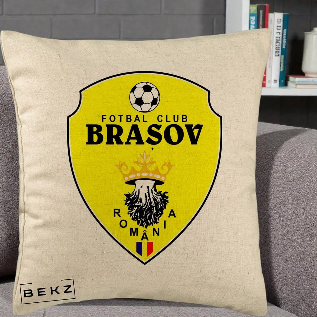 Perna Personalizata FC Brasov Fotbal Romania, 40x40 cm, Bej, Husa Detasabila, Perna Inclusa, BEKZ®