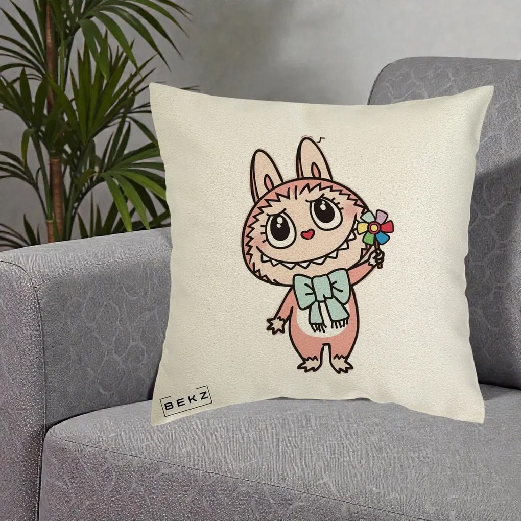 Perna Personalizata Labubu Roz cu Morisca, 40x40 cm, Ecru, Husa Detasabila, Perna Inclusa, BEKZ®