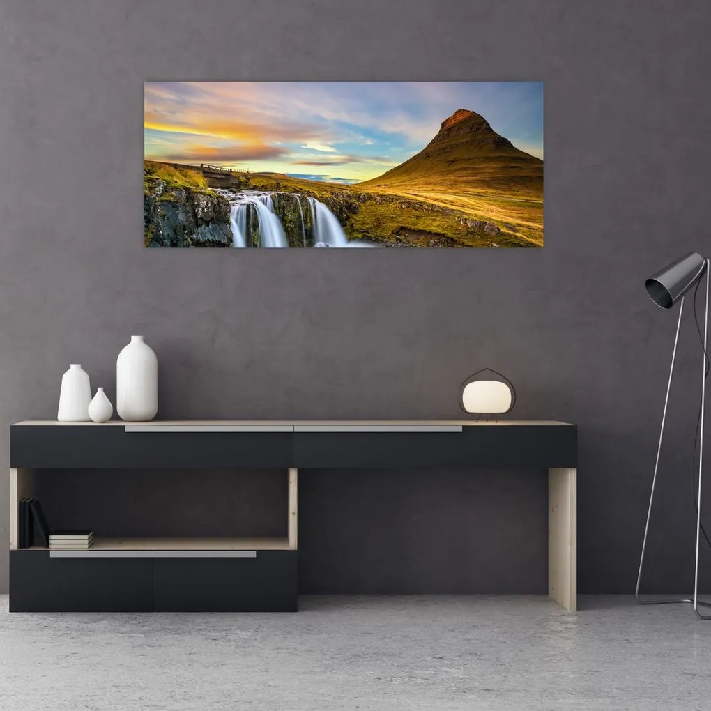 Tablou cu munții și cascade pe Islanda (120x50 cm)
