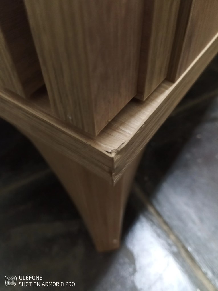 OFERTA Noptiera ENTSIAN 40x40cm, stejar artizanat II. calitate