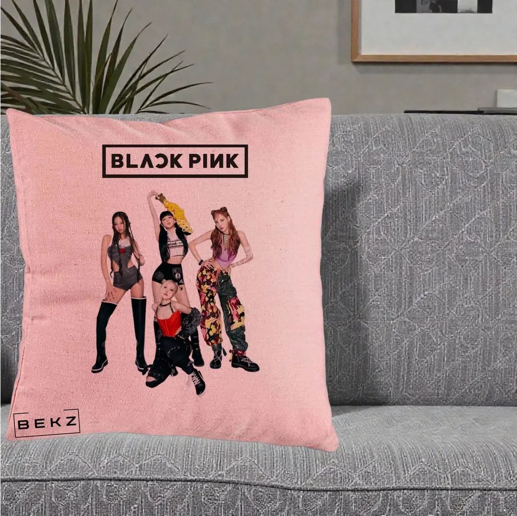Perna Personalizata K-pop BLACKPINK Fotografie de Grup, 40x40 cm, Roz, Husa Detasabila, Perna Inclusa, BEKZ®