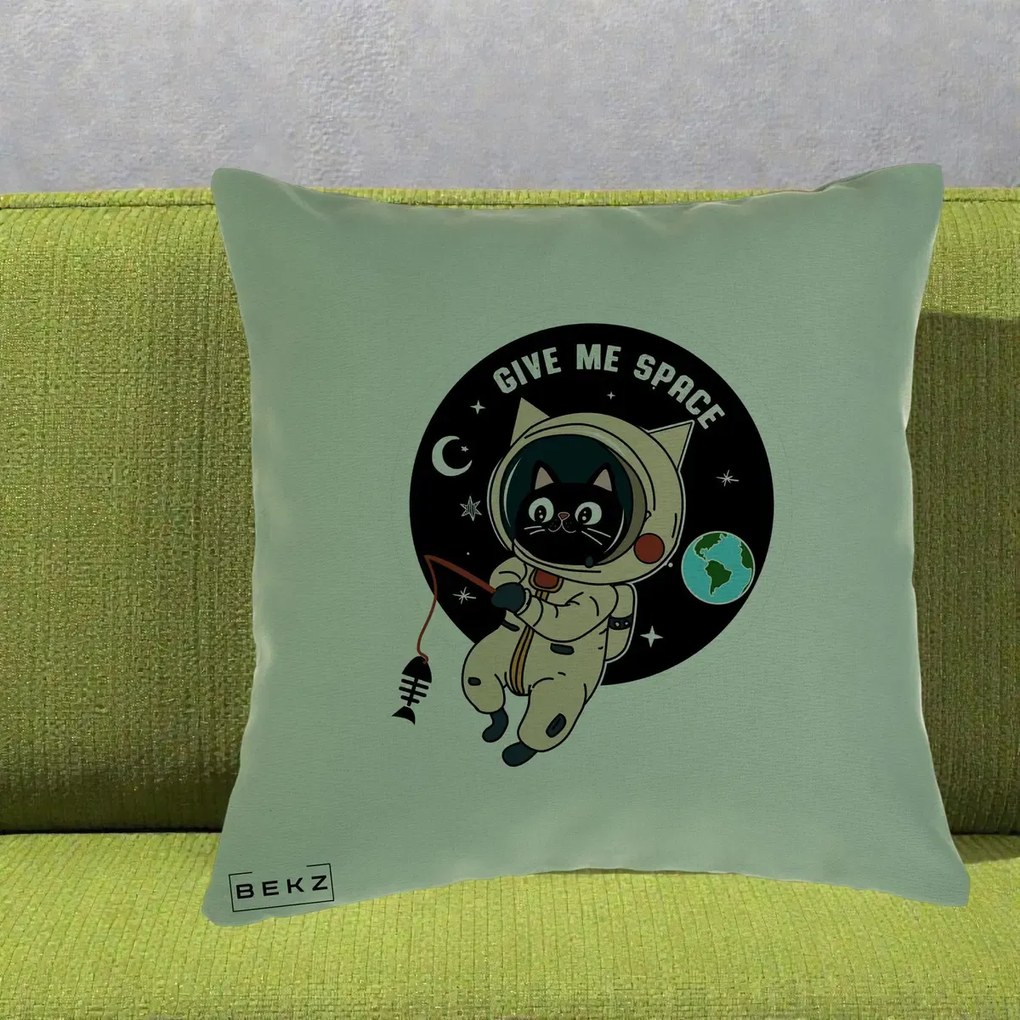 Perna Decorativa Give Me Space Pisica Astronaut, 40x40 cm, Verde, Husa Detasabila, Perna Inclusa, BEKZ®