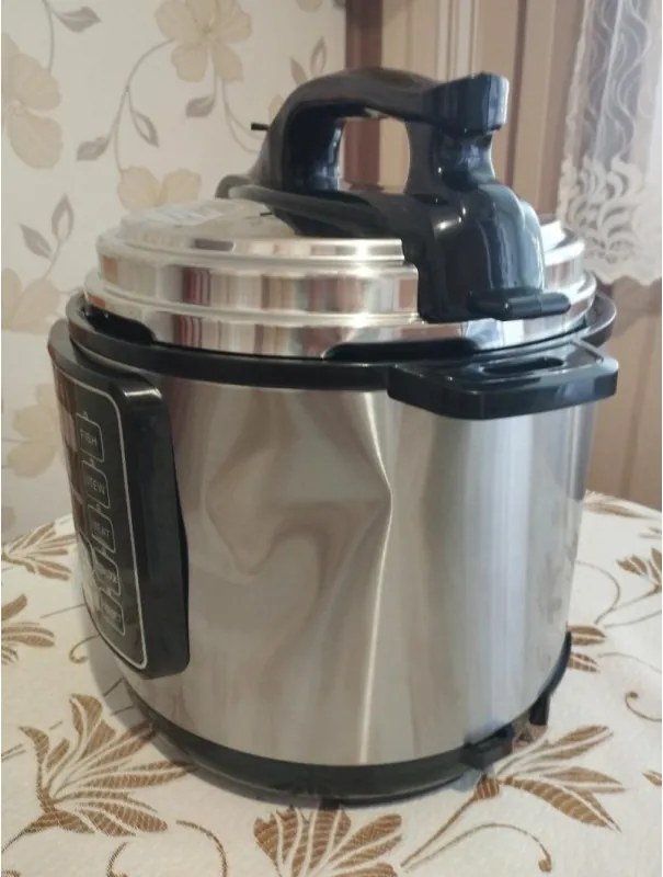 La mâna a doua: Multicooker cu presiune Oliver Voltz OV51985I6, 1000W, 9 programe, 6L, 70kPa, Timer 24h, Inox