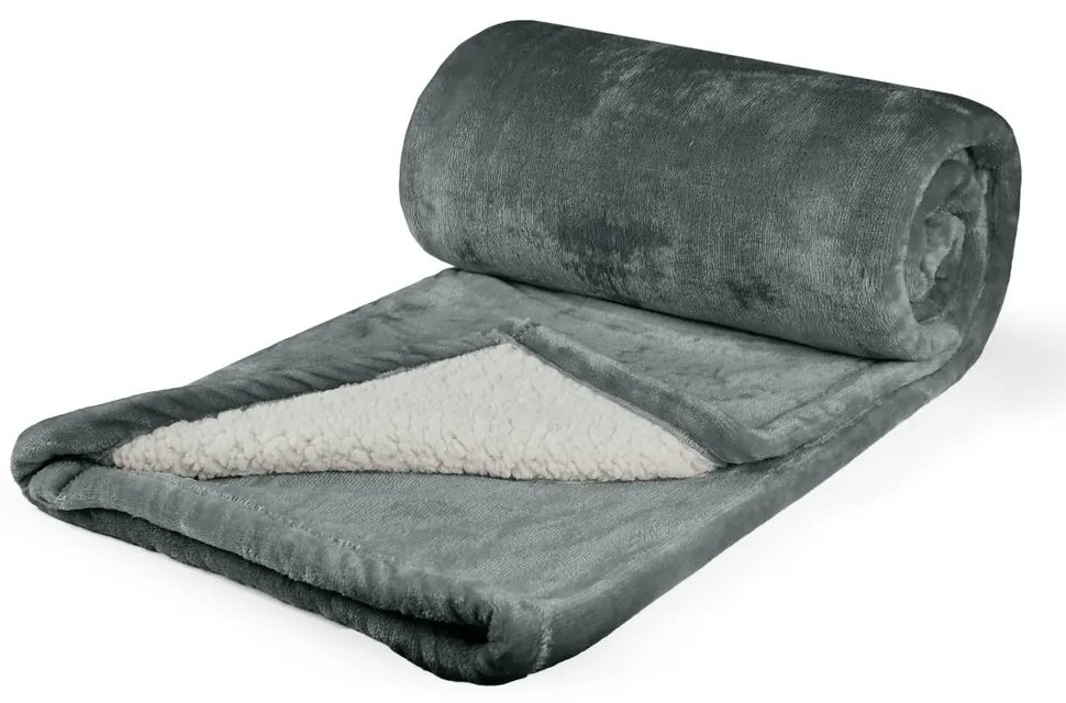 Pătură din microflanel cu imitație de mielușel