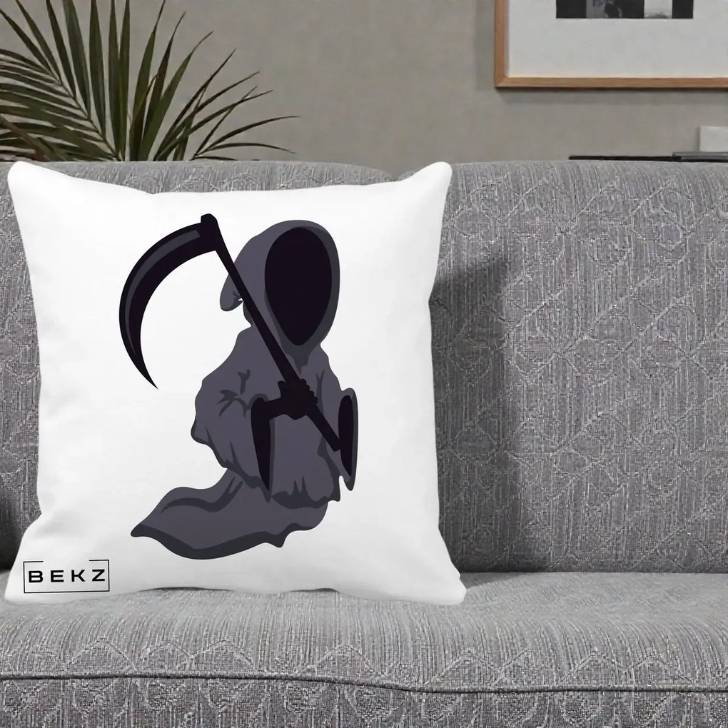 Perna Decorativa Moartea cu Coasa Grim Reaper Halloween, 40x40 cm, Alba Mata, Husa Detasabila, Perna Inclusa, BEKZ®