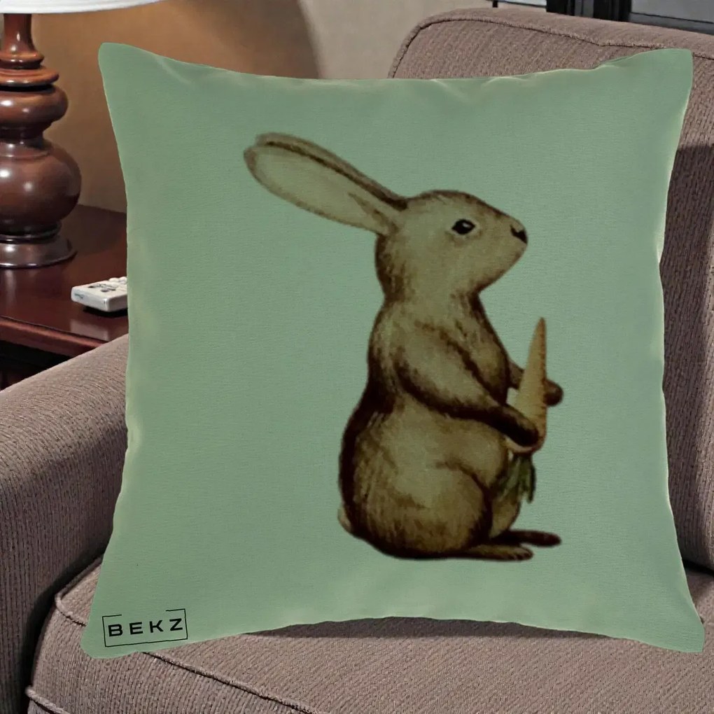 Perna Decorativa Iepuras Acuarela cu Morcov, 40x40 cm, Verde, Husa Detasabila, Perna Inclusa, BEKZ®