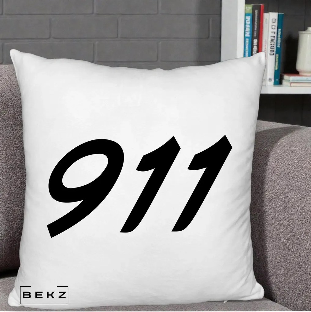 Perna Personalizata 911 Bold, 40x40 cm, Alb Pufos, Husa Detasabila, Perna Inclusa, BEKZ®