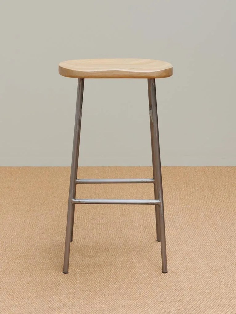 Scaun de bar din lemn de mango și metal, natur, în stil industrial, cu șezut curbat și suport pentru picioare, 76 x 42 x 37 cm, „Hinto”